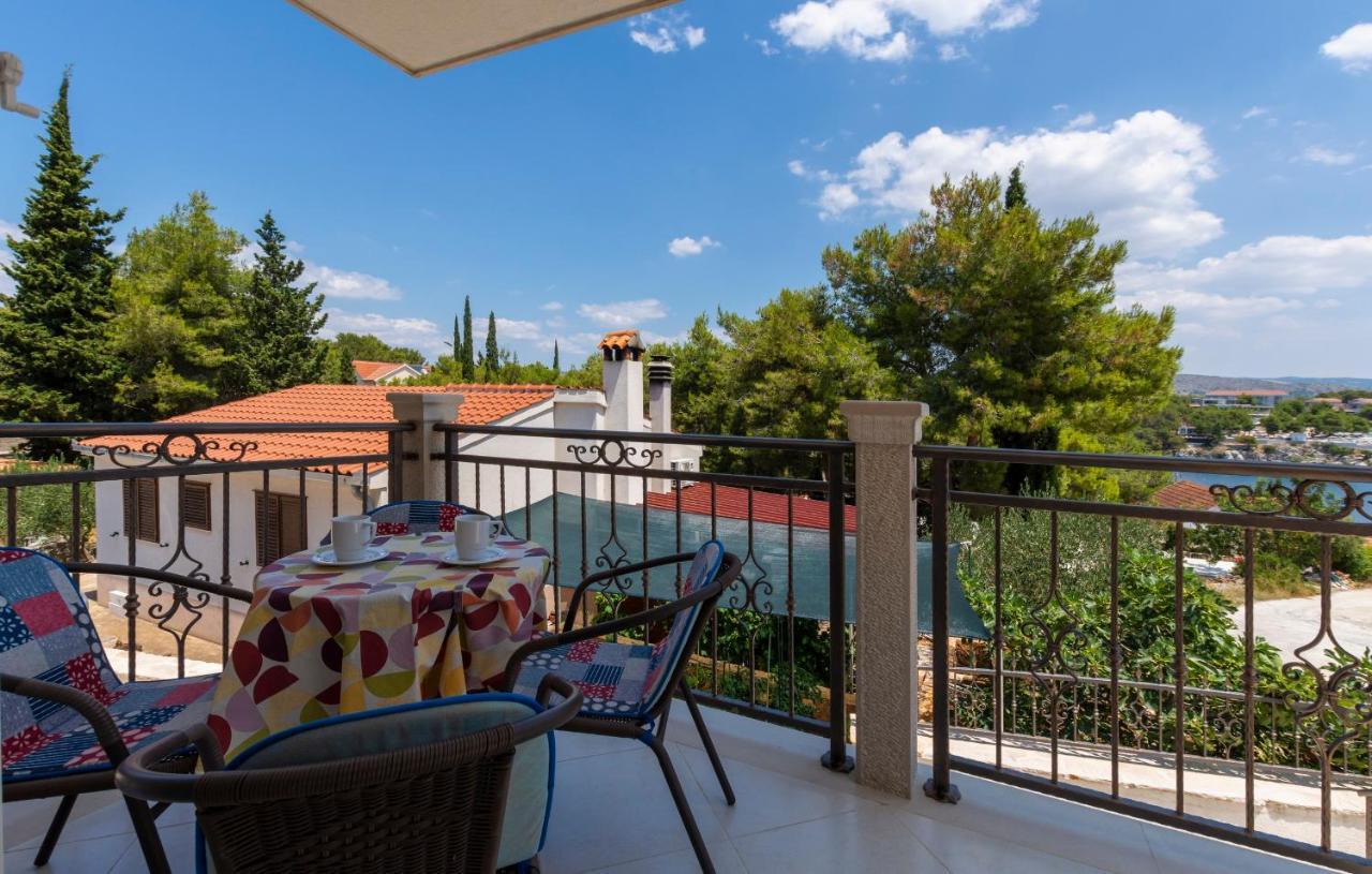 Apartments Listes Milna (Brac) Exterior foto