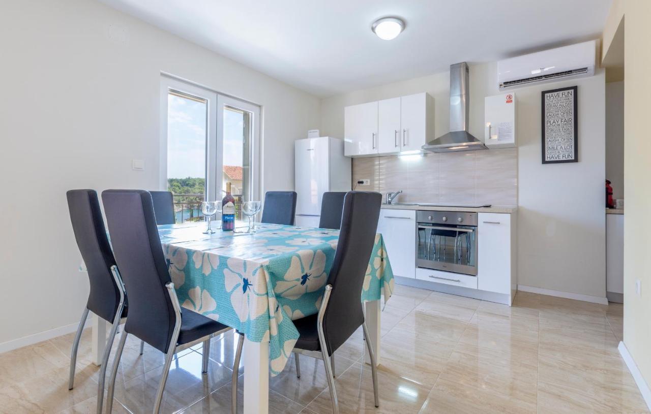Apartments Listes Milna (Brac) Exterior foto