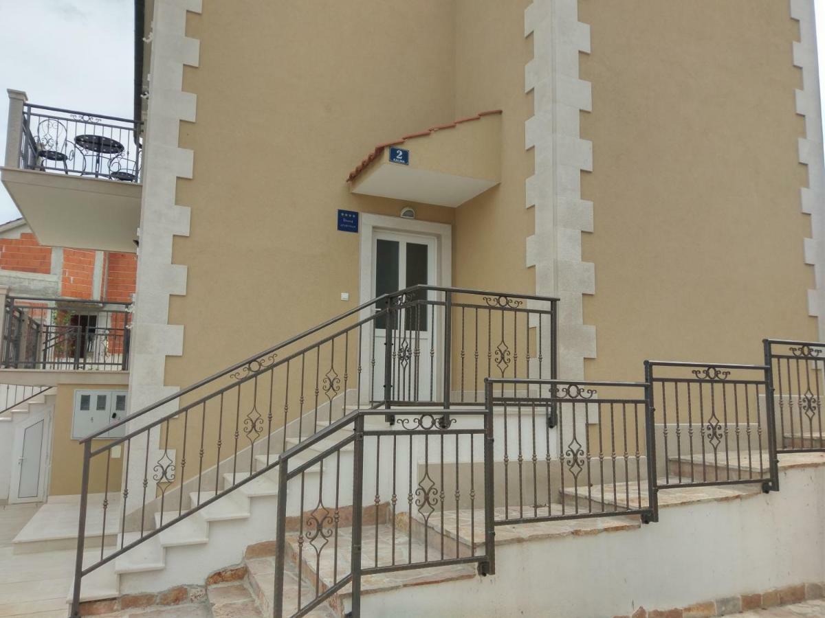 Apartments Listes Milna (Brac) Exterior foto