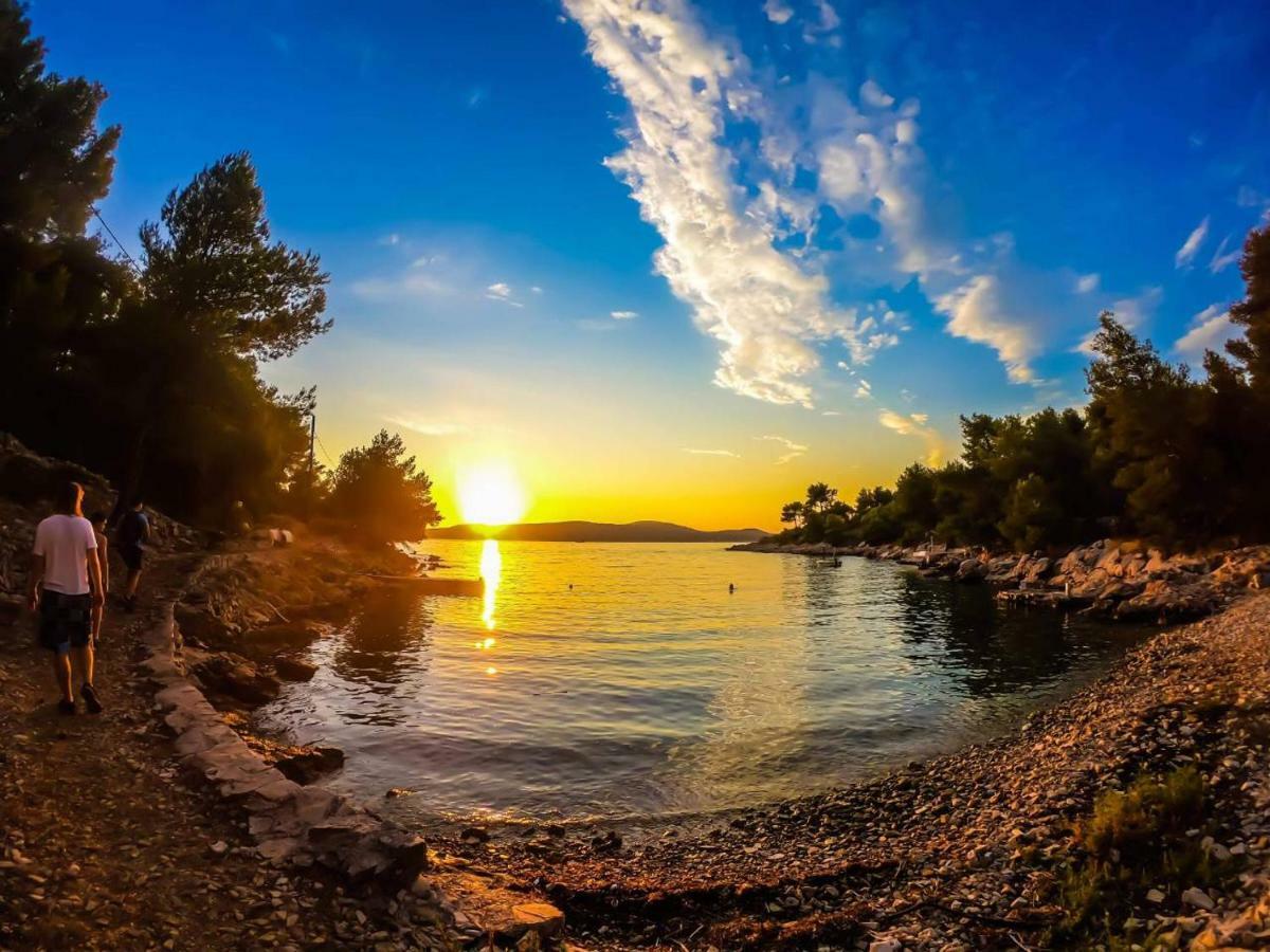 Apartments Listes Milna (Brac) Exterior foto