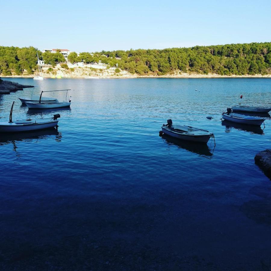 Apartments Listes Milna (Brac) Exterior foto